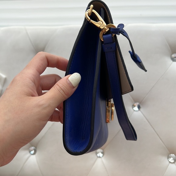 SOLD// Salvatore Ferragamo blue clutch - Picture 10 of 13